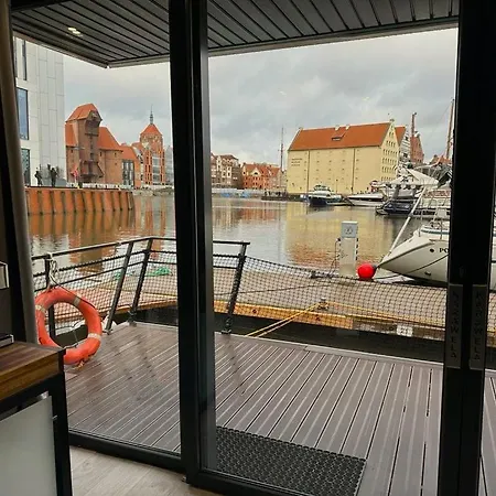 Apartmán Domki Na Wodzie - Apartament Karawela - Stare Flota Possession Pl *
